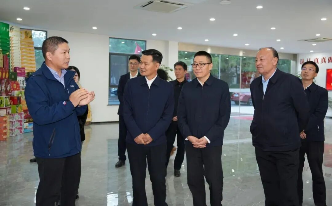 尼勒克縣黨政代表團(tuán)來(lái)武進(jìn)考察交流